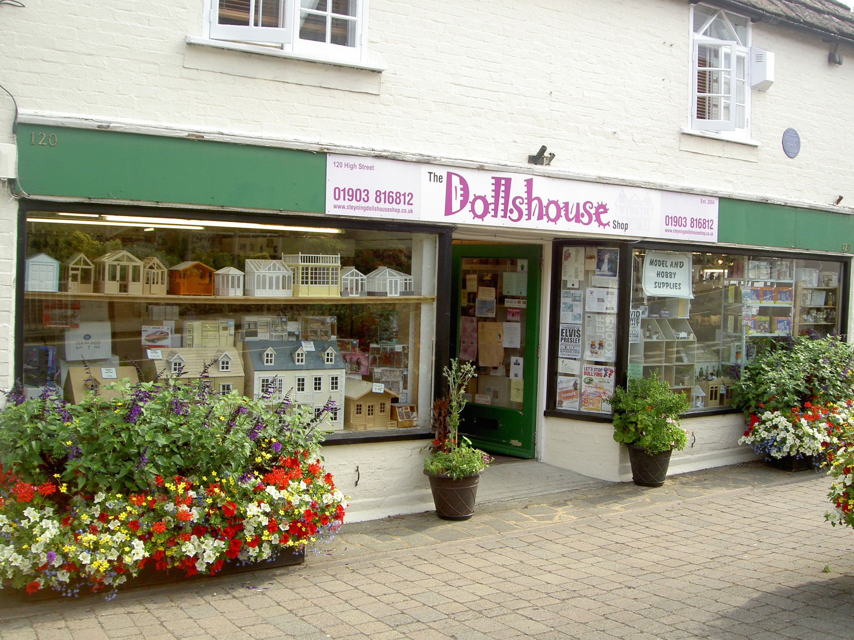 dollhouse shop